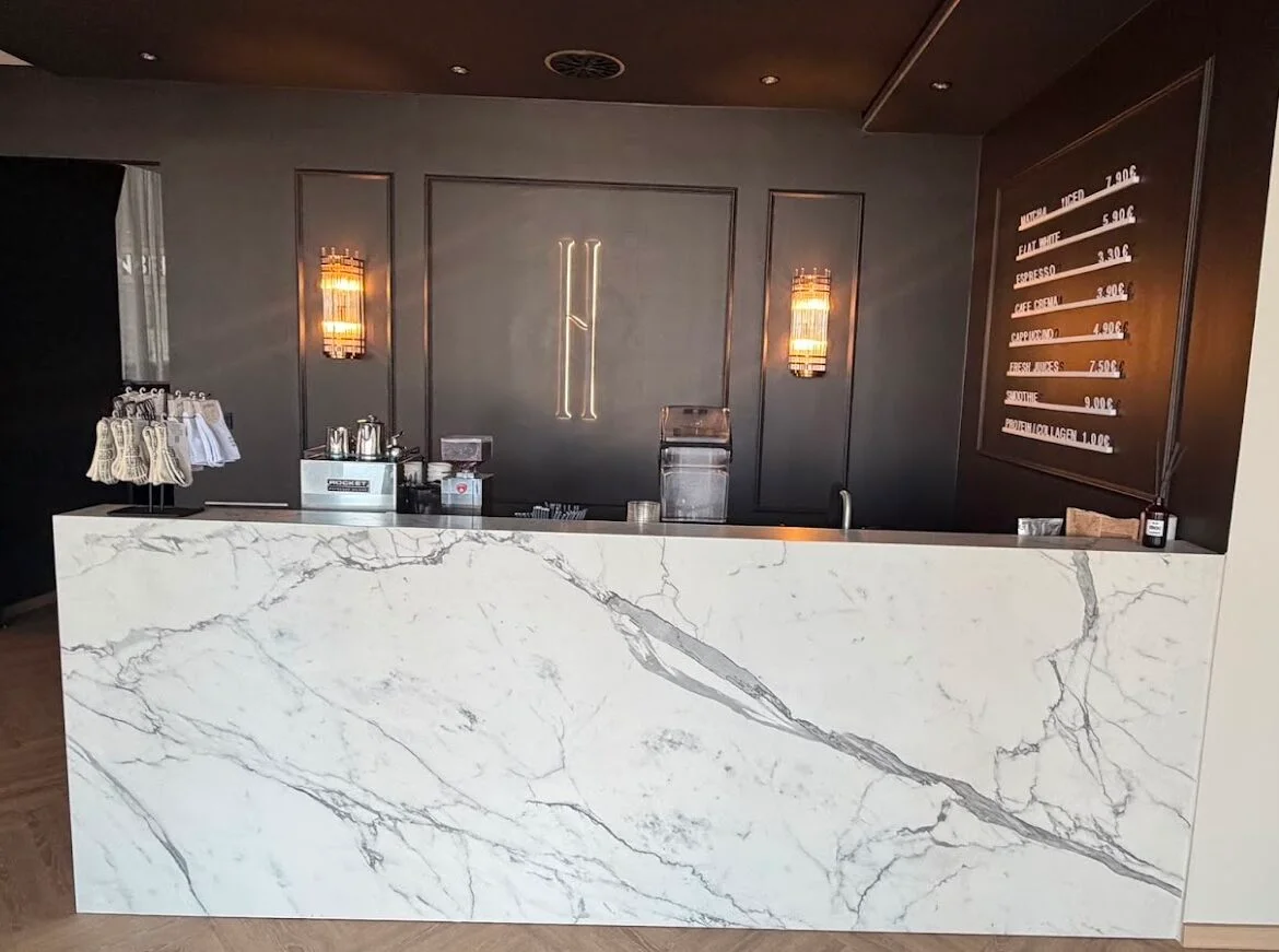 Café & Smoothie-Bar